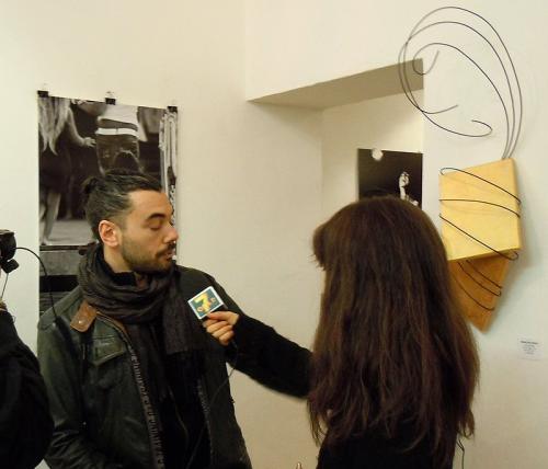 Intervista a La 7 Gold durante una mostra presso WikiArte